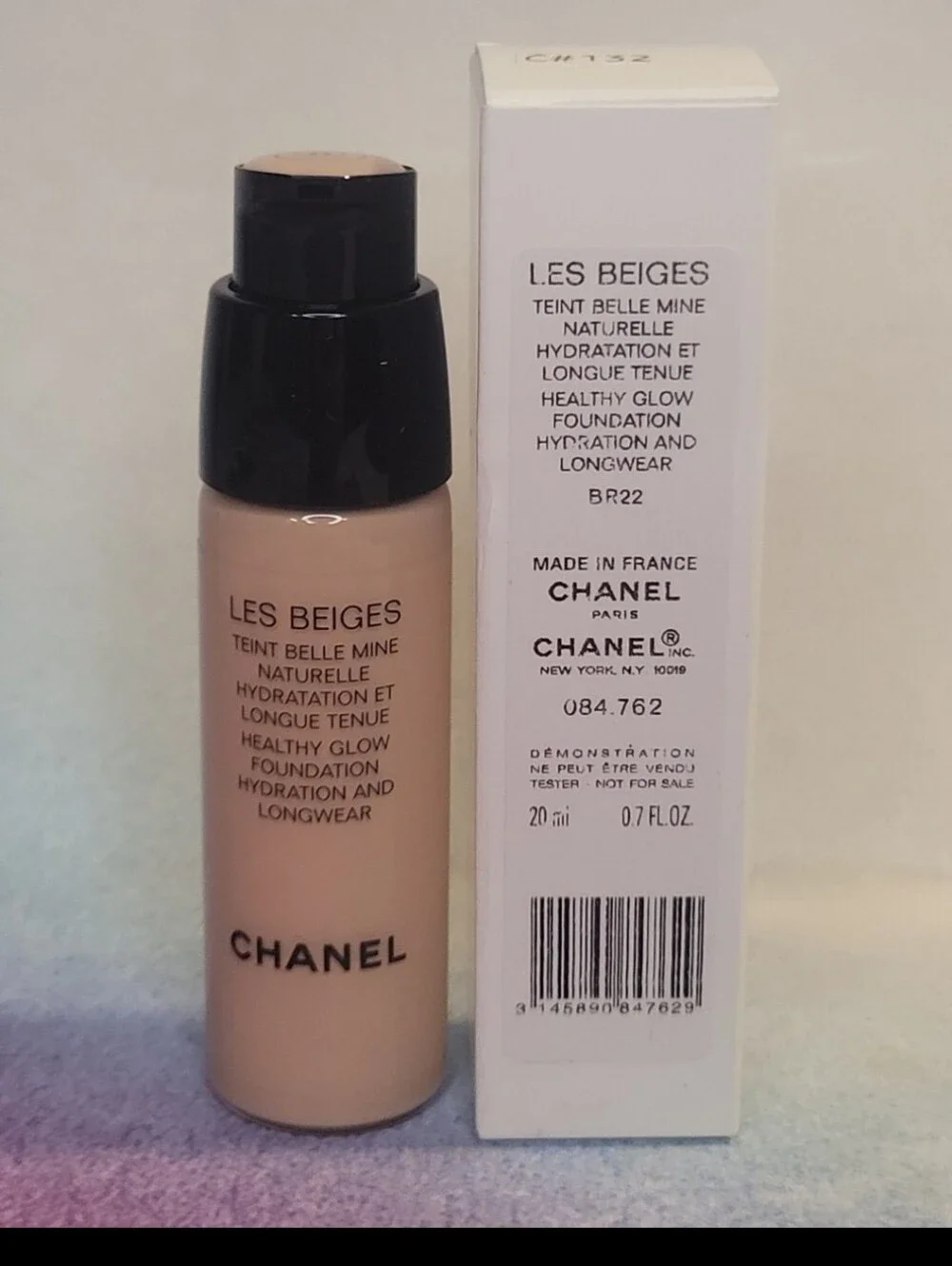 Chanel Les Beiges Healthy Glow Foundation BR22